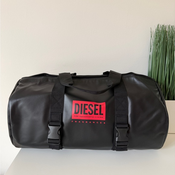 Diesel Handbags - New Diesel duffle bag 18*9